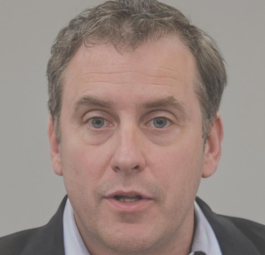 Instructor principal de escritura satírica